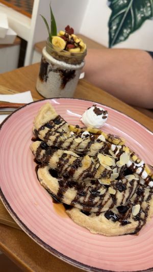 Breakfast at taste, chocolate chia pudding and banoffe waffles   at Vegan Voyage in El Nido