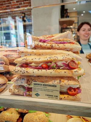 Sandwich at Land & Monkeys - Grands Boulevards in Paris