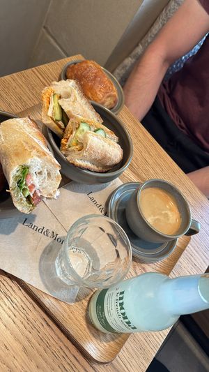   at Land & Monkeys - Grands Boulevards in Paris