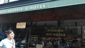  at Land & Monkeys - Grands Boulevards in Paris