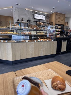 Innen  at Land & Monkeys - Grands Boulevards in Paris