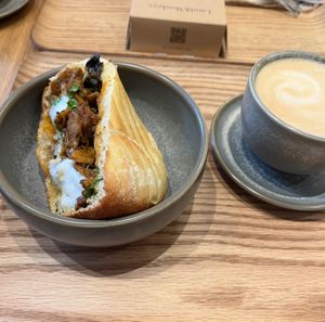  at Land & Monkeys - Grands Boulevards in Paris