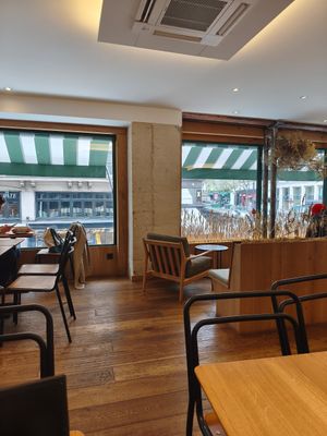  at Land & Monkeys - Grands Boulevards in Paris