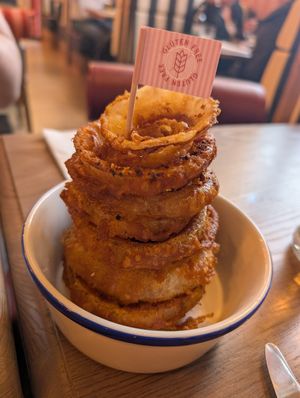 Onion rings at Landy's Fish and Chips in Edinburgh