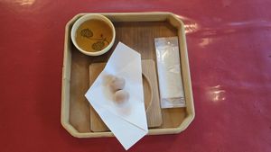 Sarumochi and tea at Saruya in Kyoto