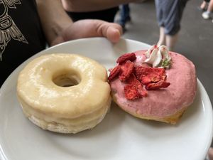 Cronuz (left) and strawberry cream (right)  at Nados Donuts in Leipzig