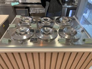 Vegan are green  at Gelataria Gela-Tó in Funchal