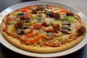 pizza at Cafe y Té Pacífico in Salamanca