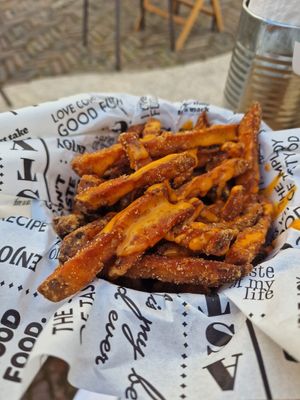 Sweet potato fries, huge tasty portion at Bar Bao in Leuven