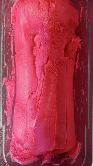 Fleurs d'hibiscus at Les Glaces Cool Cool in Dijon