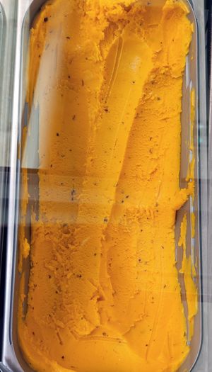 Mangue Alphonse et baie d'andaliman at Les Glaces Cool Cool in Dijon