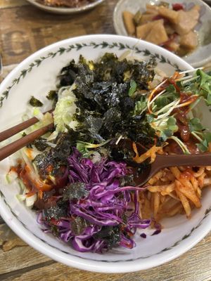Vegan bibimbap   at Tea Hyanggi in Jeju