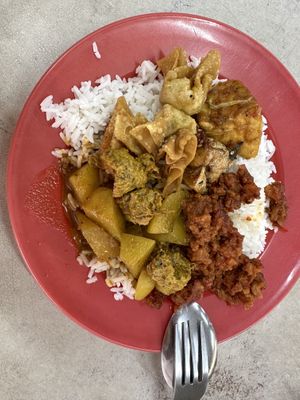  #Veganuary at Restoran Sayur-Sayuran O.U.G. - 华莲镇斋菜馆 in Kuala Lumpur