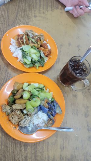  at Restoran Sayur-Sayuran O.U.G. - 华莲镇斋菜馆 in Kuala Lumpur