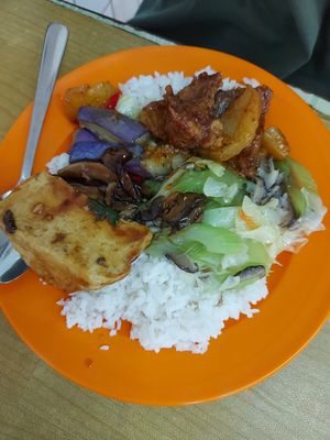 at Restoran Sayur-Sayuran O.U.G. - 华莲镇斋菜馆 in Kuala Lumpur