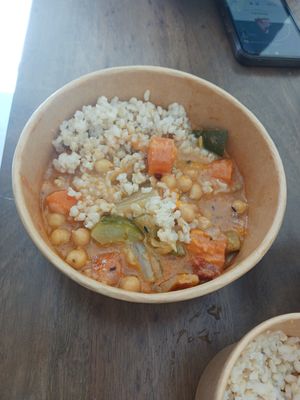Chickpea (garbanzos) curry at vegasi in Altea