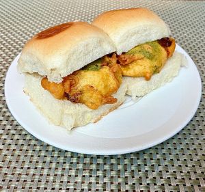 Vada pav at Nine7One in Dubai