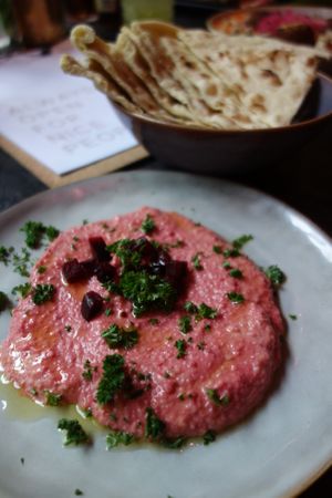Pink Hummus (vegan) at EDEN in Saarbrucken