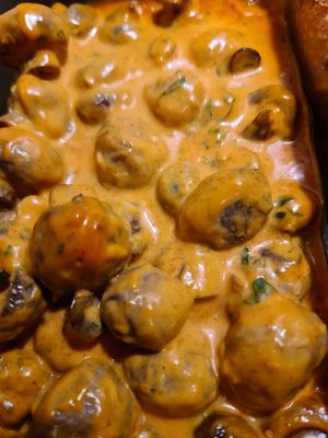 Spanish mushrooms at Smith & Daughters in Collingwood