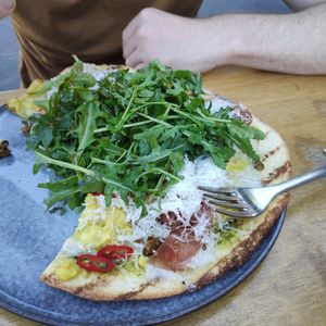Breakfast pizza at Smith & Daughters in Collingwood