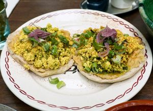 Toast w/scrambled tofu at La Cuisine de Souad @ Ernest & Souad in Paris