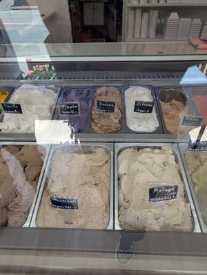  at Gelateria Fiordipanna in Klosterneuburg