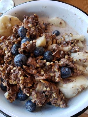 Cacao Granola at NW Raw in Ashland