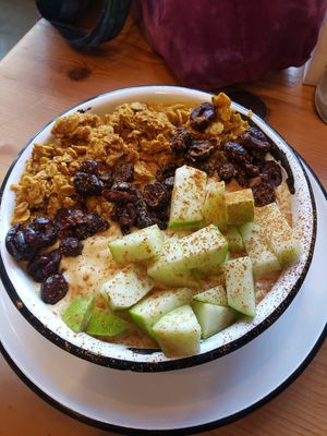 Amber Glacier at NW Raw in Ashland