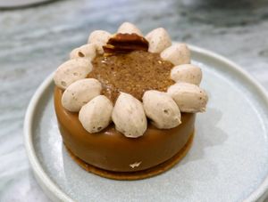 Pear/Pecan nut at Giardino Paris｜Pâtisserie & Café in Paris