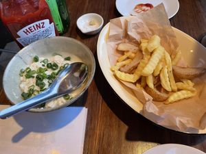 Mixed fries plate  at Rycom Crossroad in Kamakura