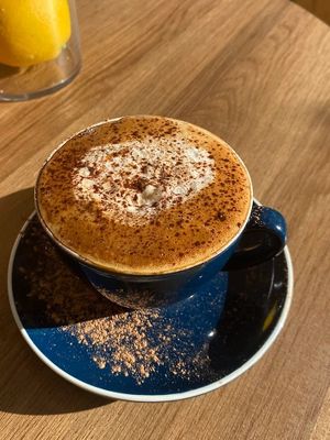 Oat milk coffee at Café - Bistro Le Citron in Montreal