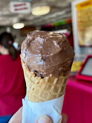 Vegan Chocolate Oreo ice cream 😋 at Marianne's Ice Cream - Ocean St in Santa Cruz