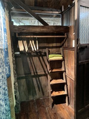 Space in the room for clothes  at Yên Homestay & Vegan Macrobiotic in Hoi An