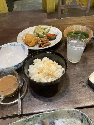 Lunch menu!  at Yên Homestay & Vegan Macrobiotic in Hoi An