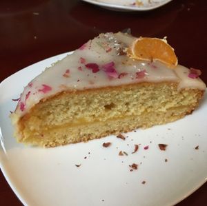 citrus cake at Koffie ende Koeck in Amsterdam