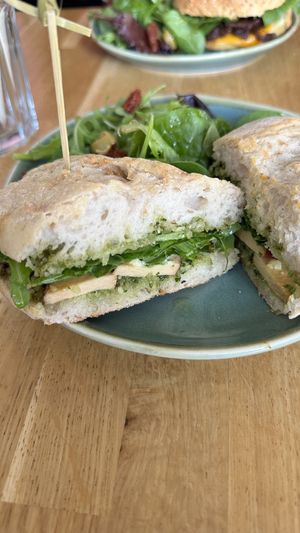 PLT sandwich (pesto lettuce tofu) met wood smoked tofu  at Koffie ende Koeck in Amsterdam