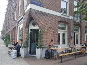 front with outdoor seating at Koffie ende Koeck in Amsterdam
