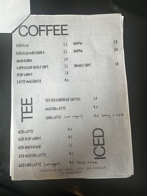 Menu: hot beverages   at DIE schwestern in Nuremberg