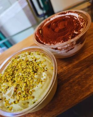 Classic and pistachio tiramisu at Focacceria Cecino in Milan
