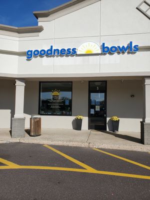 Front of the restaurant at Goodness Bowls  in Collegeville