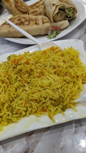  at El Agha Charwarma  in Ouled Yaich