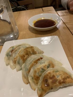 6pc vegan dumplings at Lo Fuo in Osaka