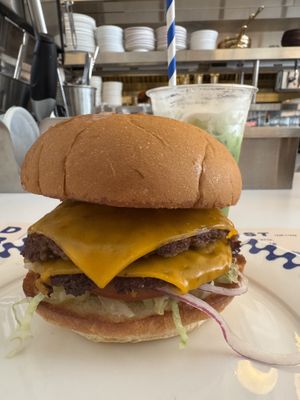 Cheeseburger  at DREAMBOAT in San Diego