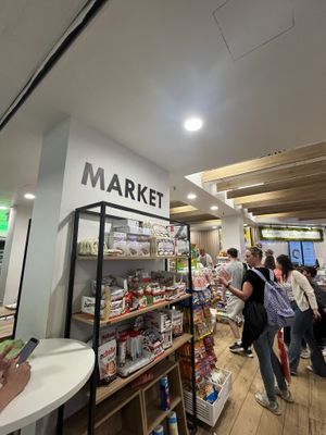 Shop  at PSA - Market in Pisa