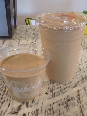 Snickerdoodle smoothie at Skyebird in Orlando