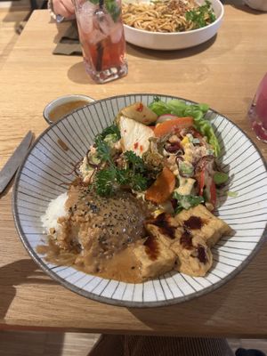 Vegane Bowl (Ei wurde bereits entfernt)  at Asian Foodhall in Landshut