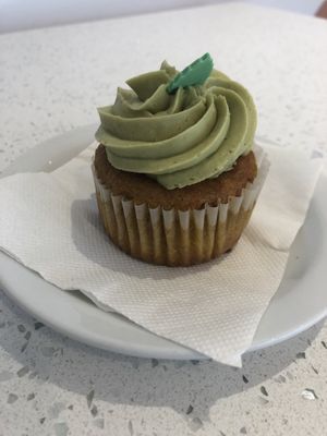 Matcha cupcake  at Petit Lapin in Mount-royal