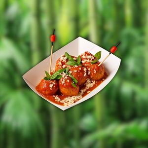 Fioriscono polpette - polpette vegan, sugo, basilico e tofu grattugiato at Panda Burgers  in Olbia