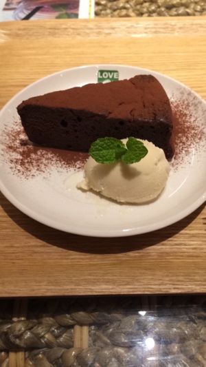 Chocolate cake at LOVE Pacific Cafe in Nagoya