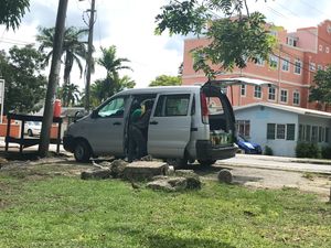 Papa Earl’s van at Papa Earl - Mobile Food Vendor in Mount Standfast